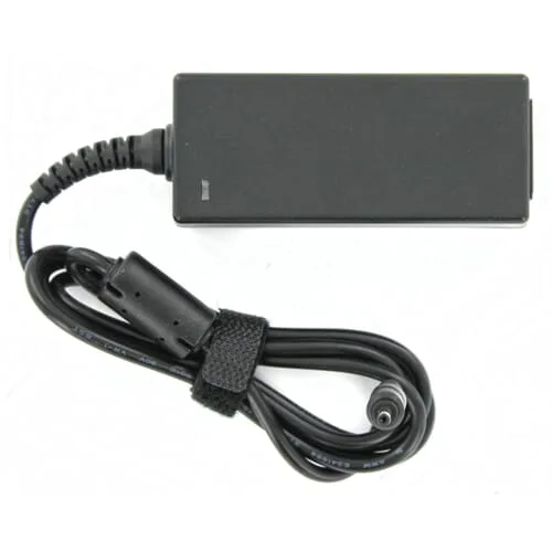 Samsung 19V - 2.1A 40W 3,0 x 1,1 Laptop AC Adapter